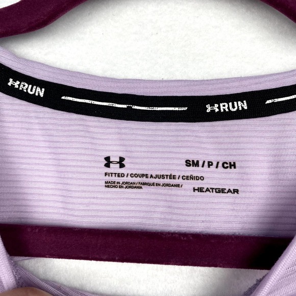 Under Armour Sz S Women's Heatgear Fitted Run Short Sleeve Top Cutout Back‎ - Picture 3 of 8